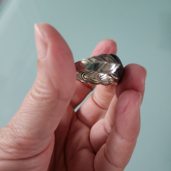 John Hardy Silver and Black Ring - Picture 6 of 16